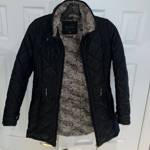 Lightweight fall puffer coat by Waterproof